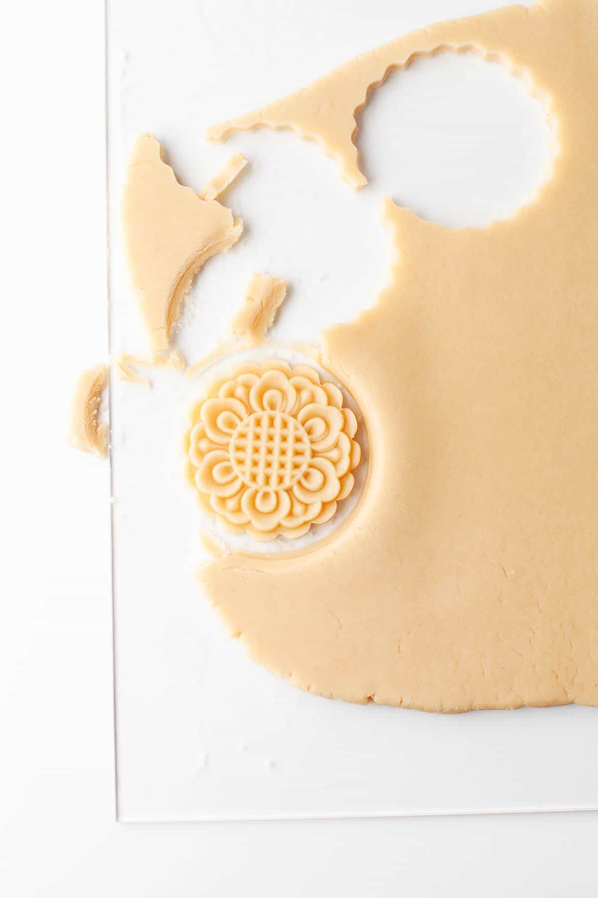 An image of a dulce de leche cookie cutter.